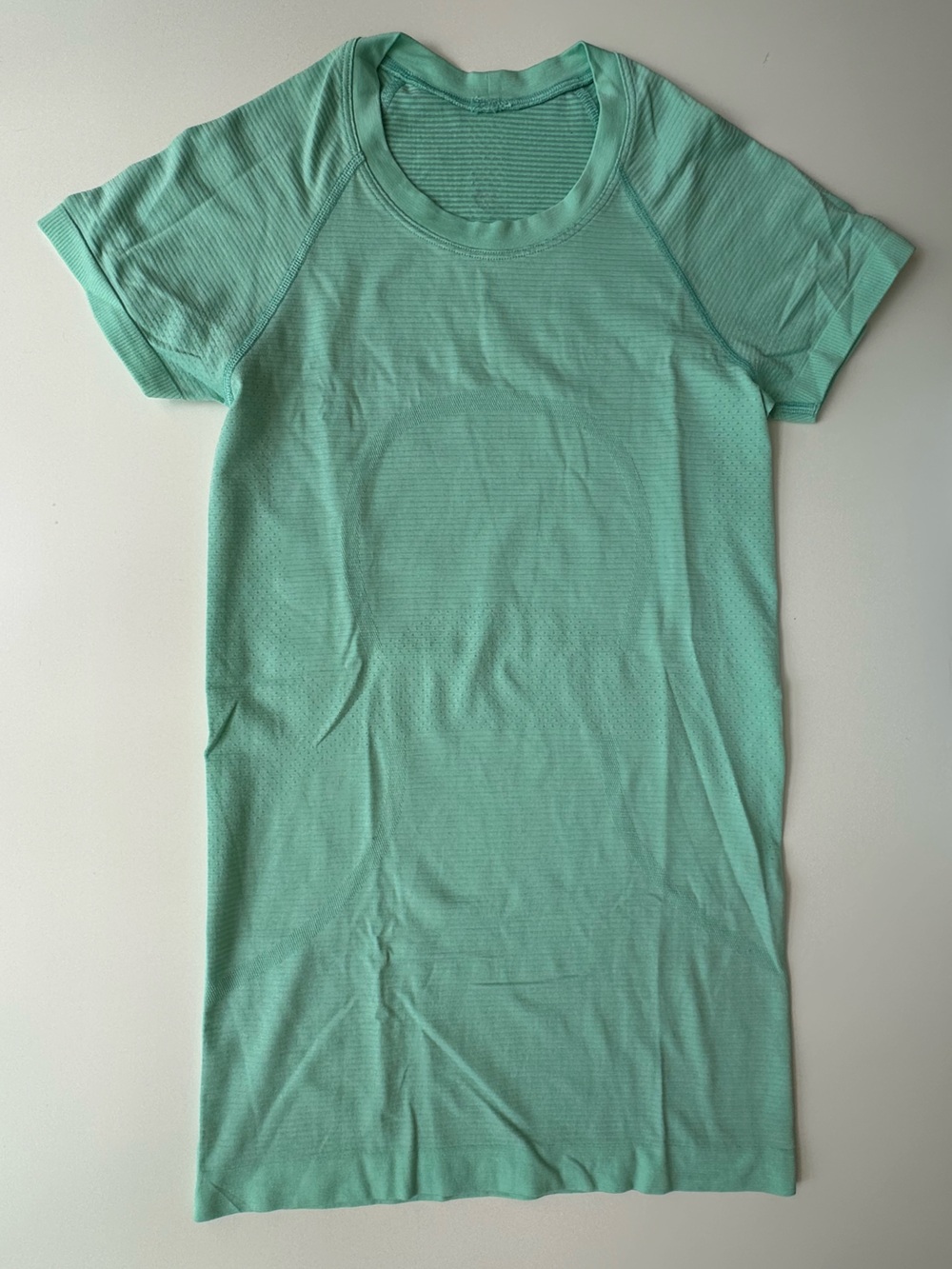 Lululemon Women’s Swiftly Short Sleeve Shirt | Size 2